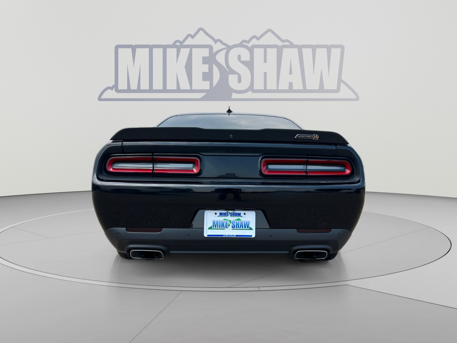 Used 2016 Dodge Challenger R/T Scat Pack w/ Leather Interior Group RWD image 4