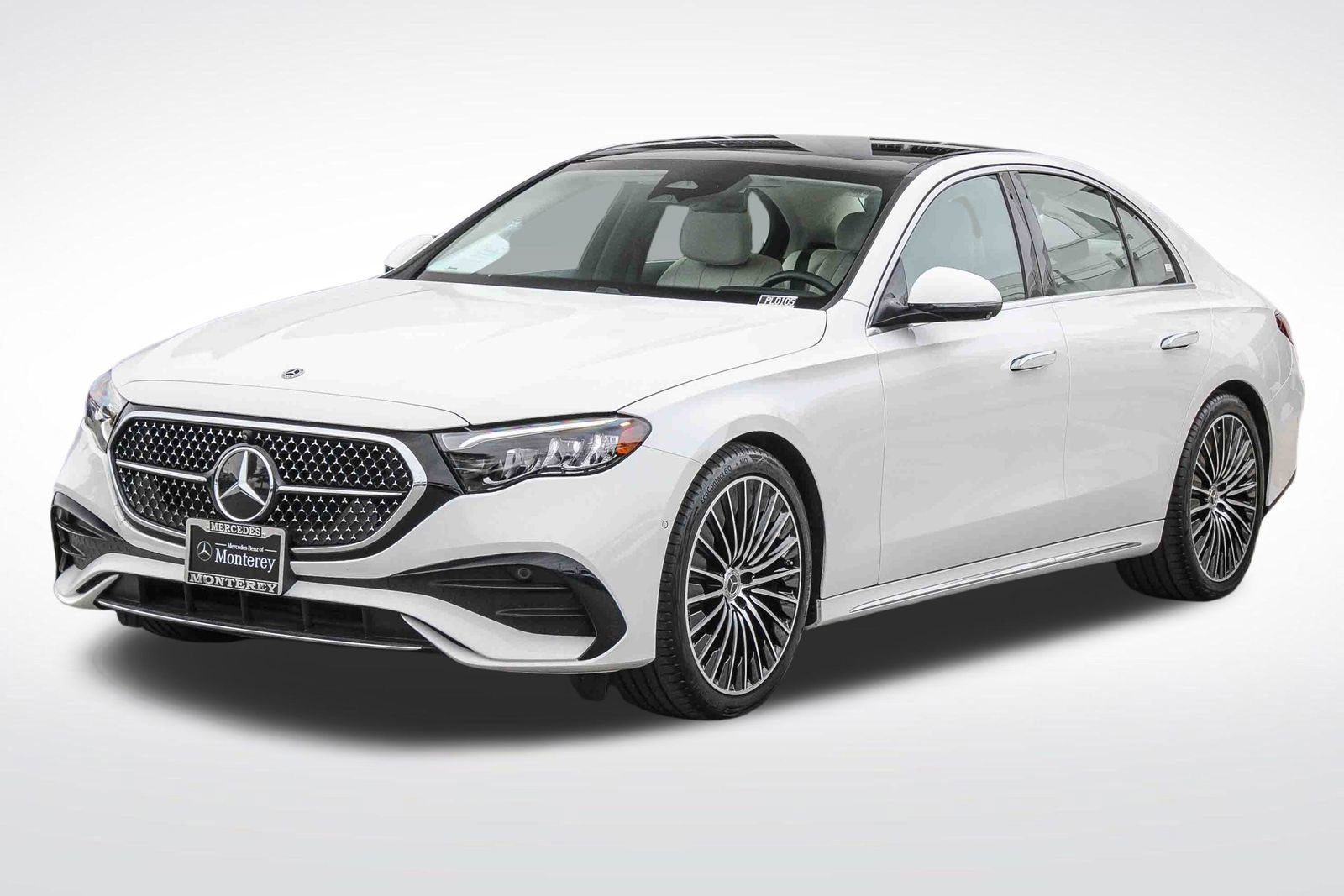 Certified 2025 Mercedes-Benz E 350 4MATIC Sedan image 3