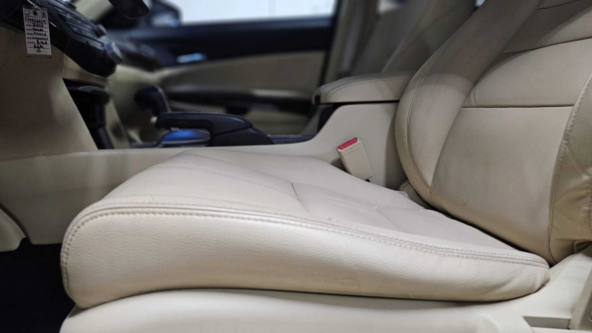 Used 2010 Honda Crosstour EX-L image 27