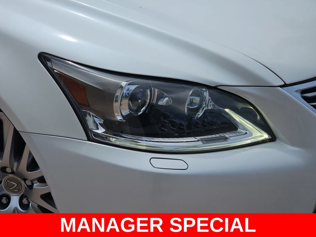 Used 2016 Lexus LS 460 w/ Comfort Package RWD image 34