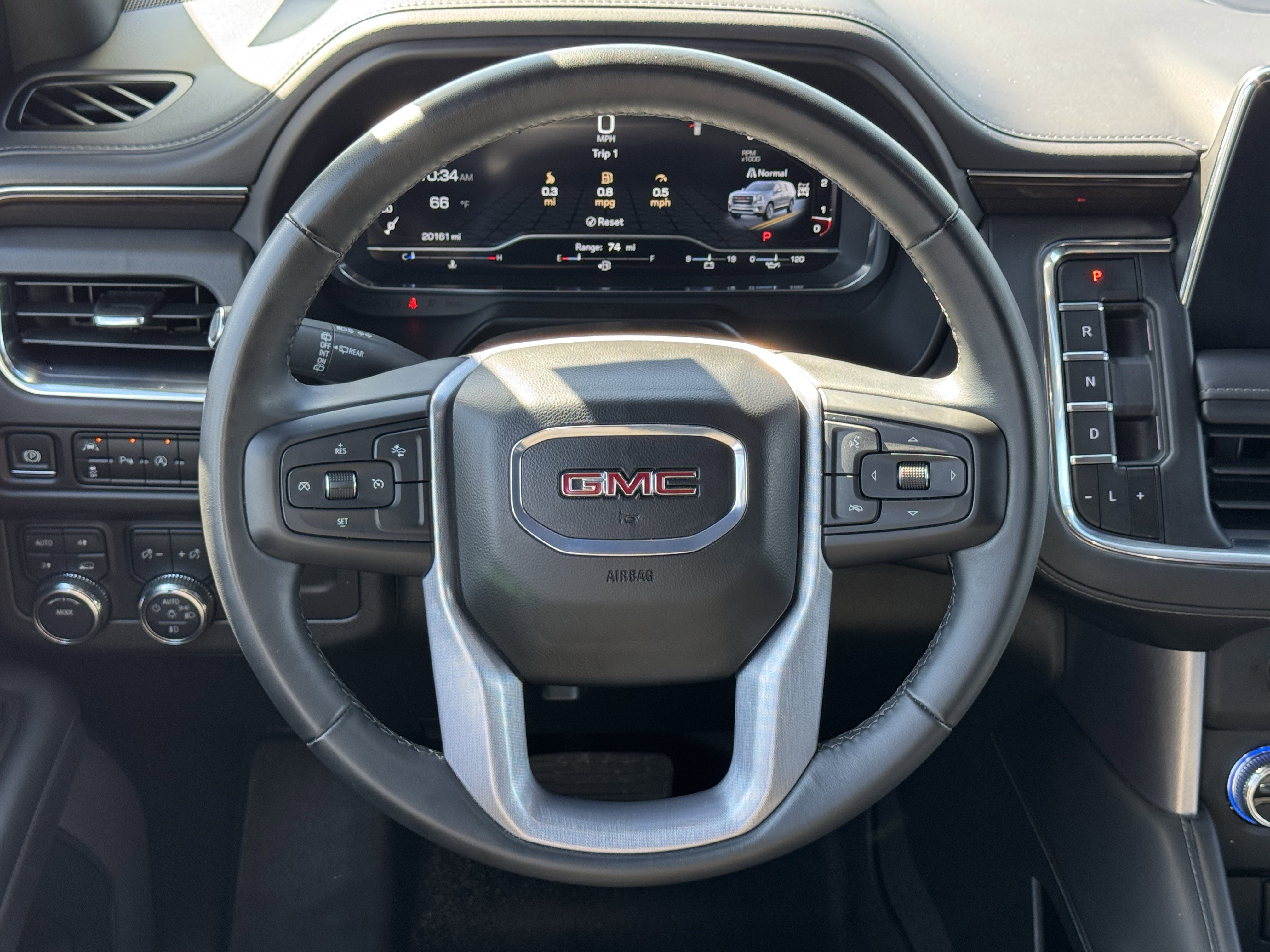 Used 2024 GMC Yukon XL SLE w/ Gmc Pro Safety Plus Package image 15