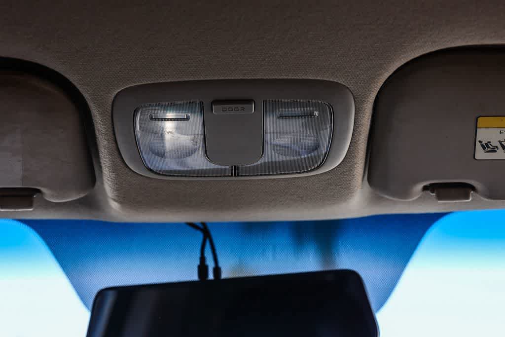 Used 2012 Kia Soul + w/ Audio Pkg FWD image 17