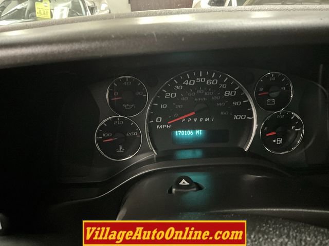 Used 2019 Chevrolet Express 2500 w/ Driver Convenience Package image 13