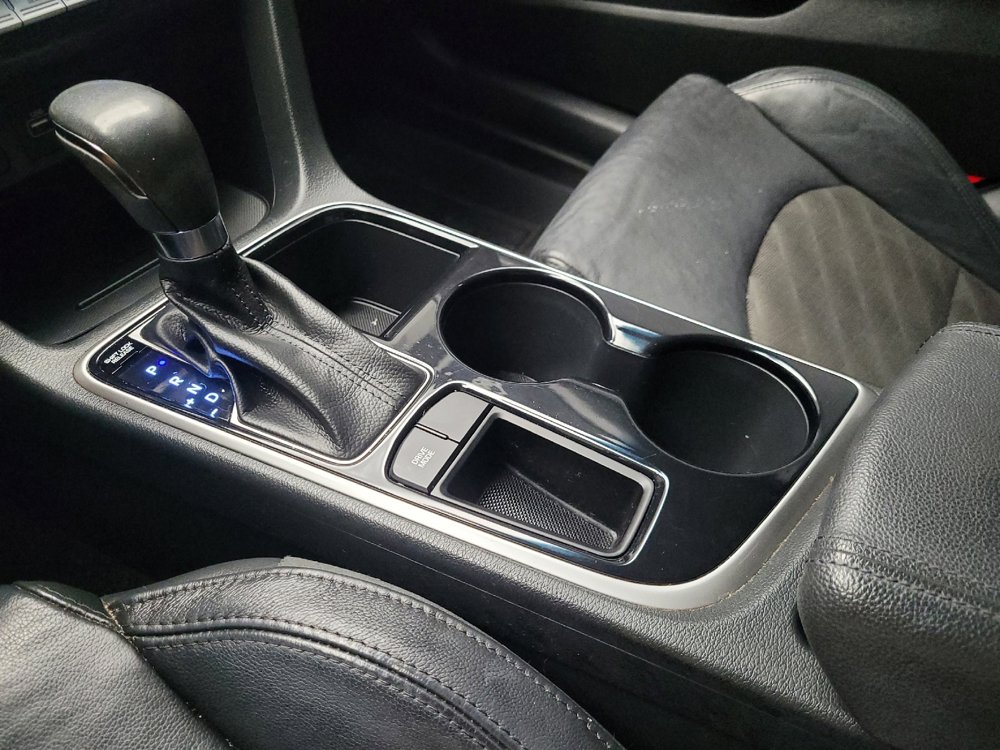 Used 2019 Hyundai Sonata Sport w/ Winter Weather Package image 26