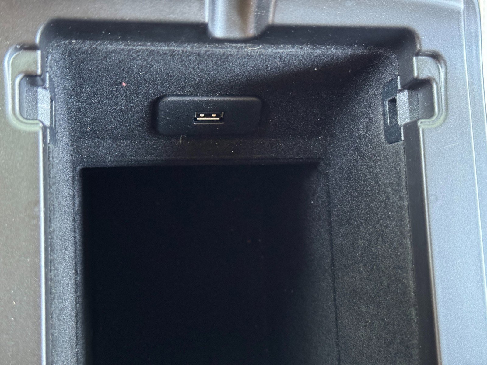 Used 2017 Lincoln MKX Select w/ Select Plus Package image 26