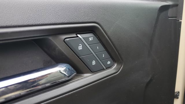 Used 2024 Chevrolet Colorado ZR2 w/ ZR2 Convenience Package III AWD/4WD image 5