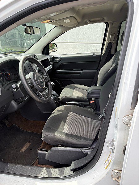 Used 2014 Jeep Compass Sport w/ Power Value Group FWD image 7