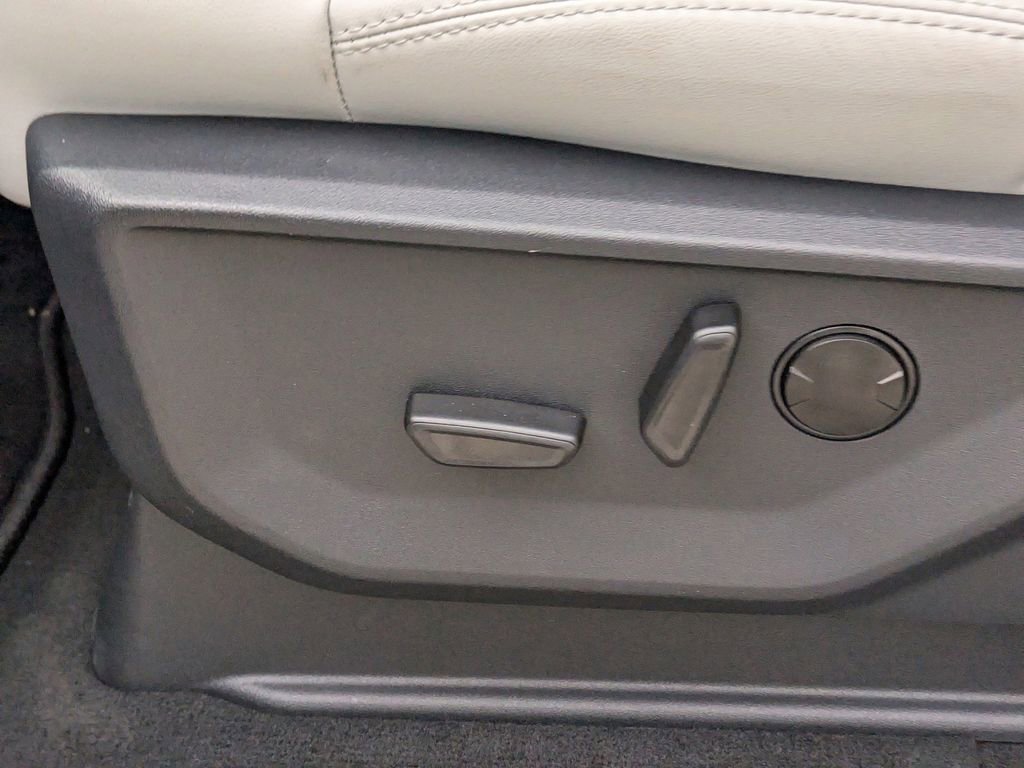 New 2026 Ford Expedition Platinum w/ Driver's Package image 24