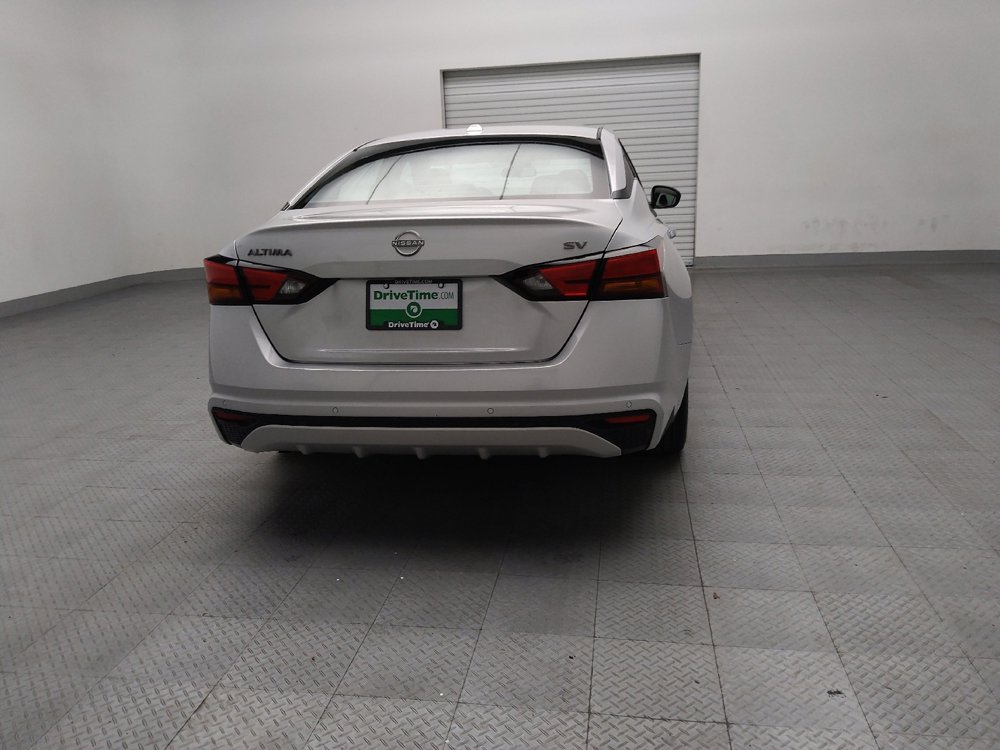 Used 2024 Nissan Altima 2.5 SV image 7