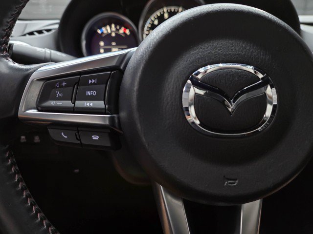 Used 2019 MAZDA MX-5 Miata RF Grand Touring w/ GT-S Package RWD image 16