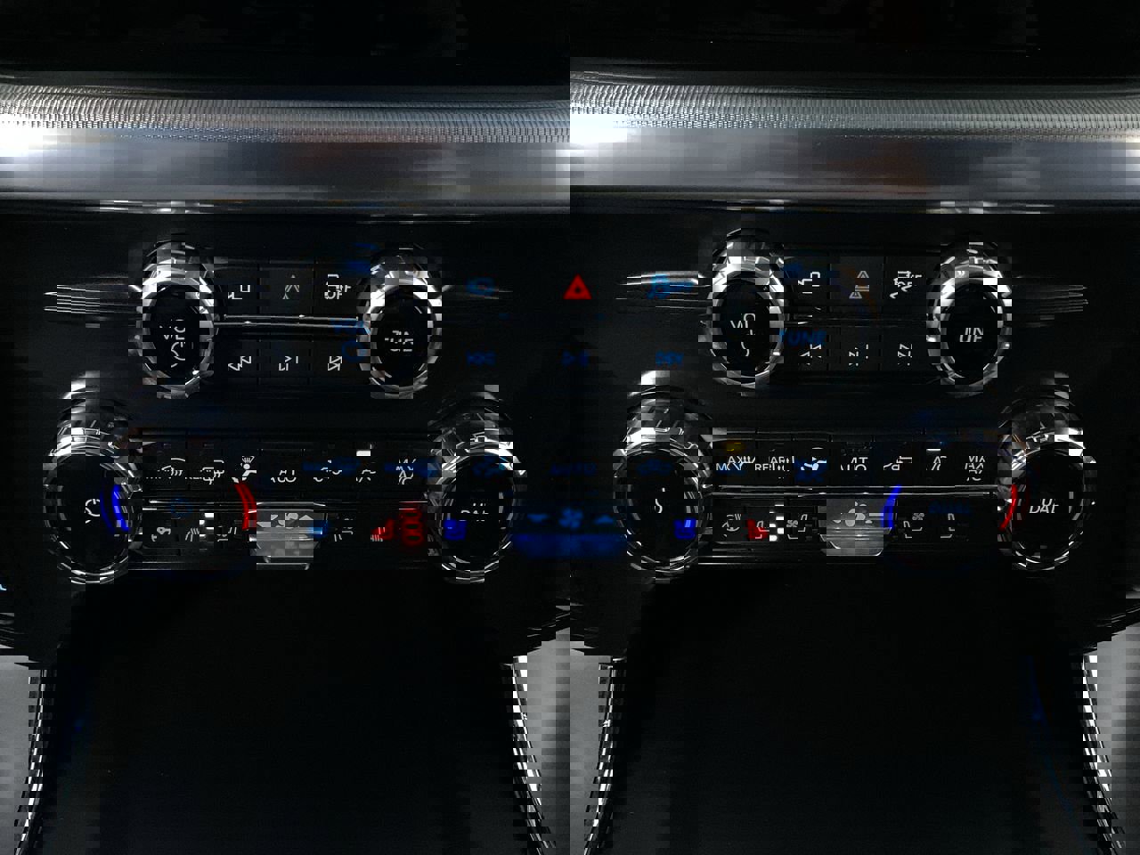 New 2025 Ford F150 Lariat w/ Equipment Group 501A Mid image 33