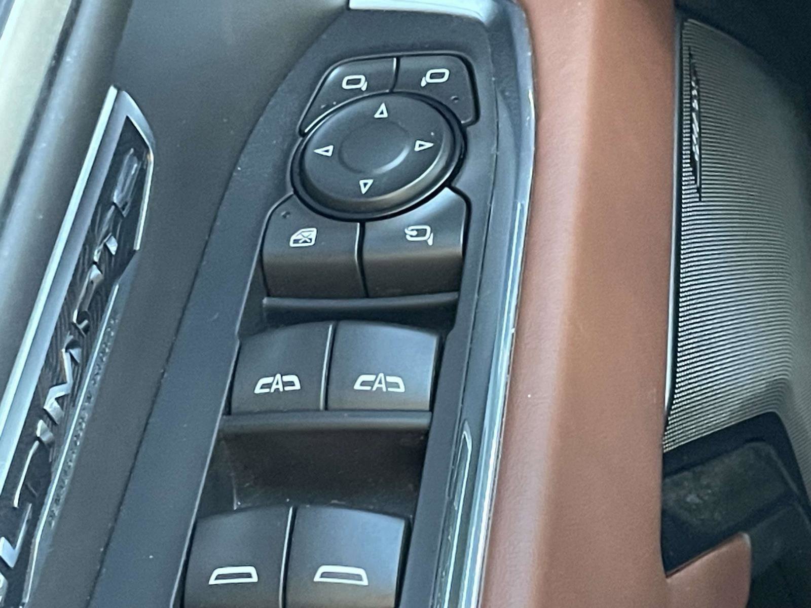 Certified 2025 GMC Sierra 1500 Denali Ultimate image 8