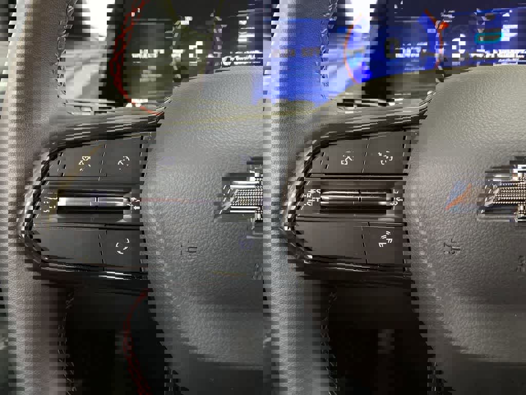 Used 2024 Chevrolet Equinox EV RS image 21