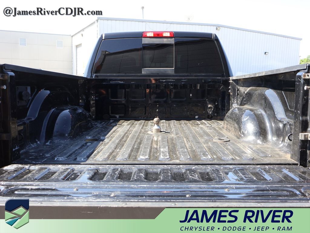 Used 2024 RAM 2500 Tradesman w/ Chrome Appearance Group image 14