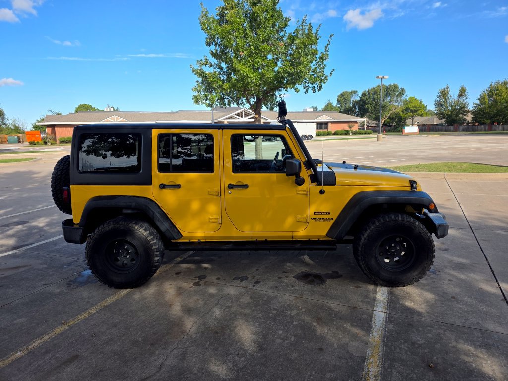 Used 2015 Jeep Wrangler Unlimited Sport w/ Quick Order Package 24S AWD/4WD image 20