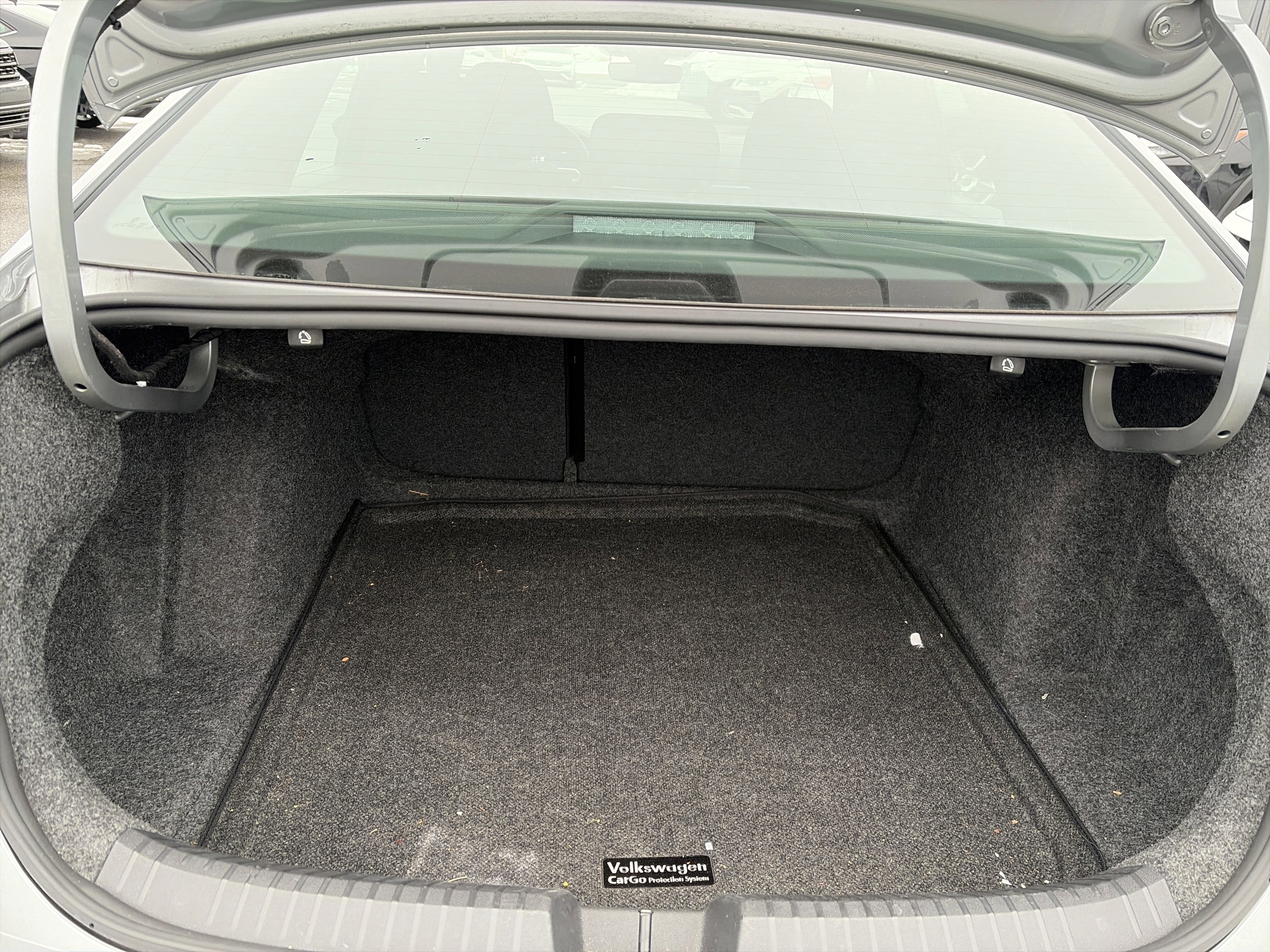 Used 2024 Volkswagen Jetta Sport image 15