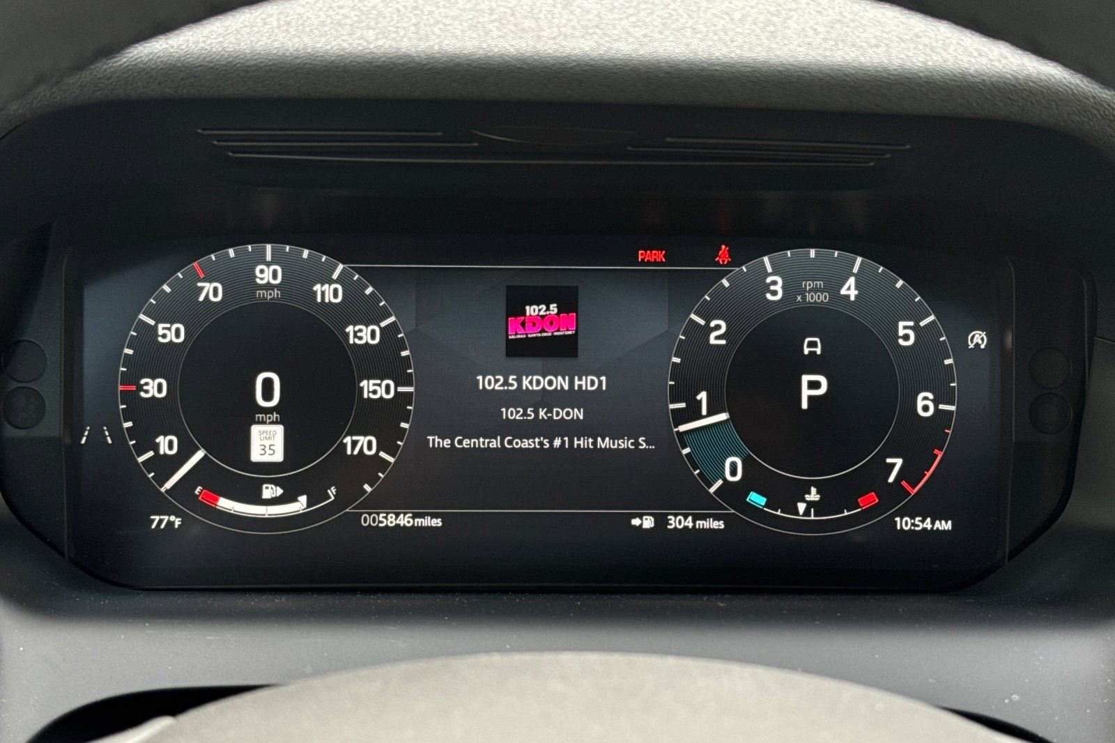 Used 2024 Land Rover Discovery Sport S image 32