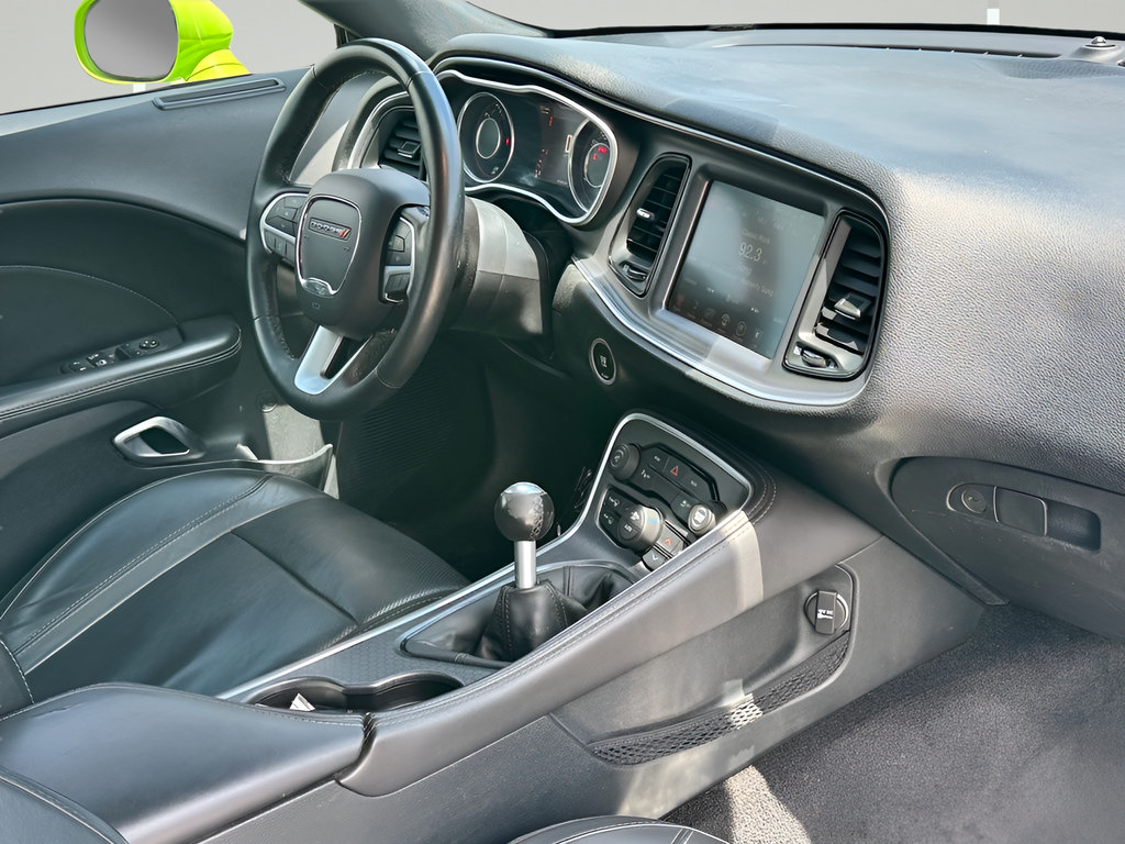 Used 2015 Dodge Challenger R/T Plus RWD image 16