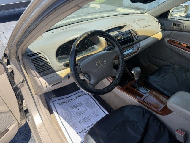 Used 2002 Toyota Camry LE FWD image 9