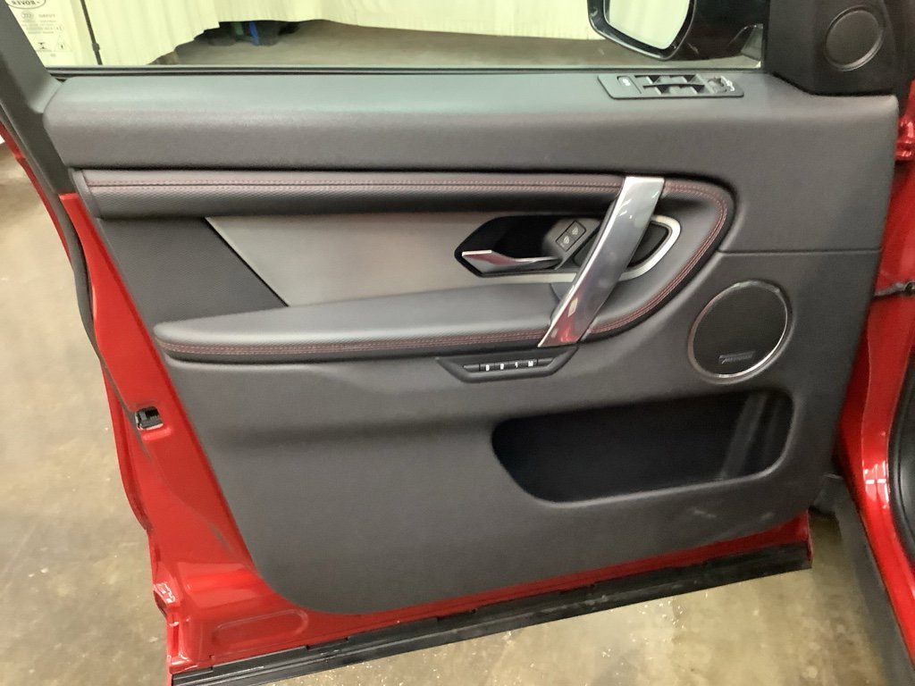 Used 2021 Land Rover Discovery Sport SE R-Dynamic AWD/4WD image 12