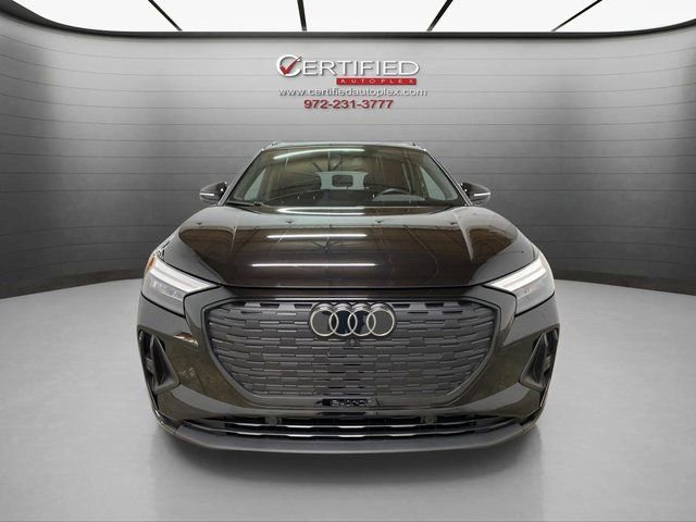 Used 2024 Audi Q4 e-tron Premium w/ Convenience Package image 7