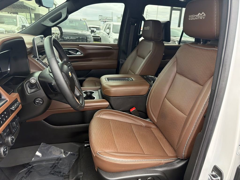 Used 2024 Chevrolet Tahoe High Country image 11