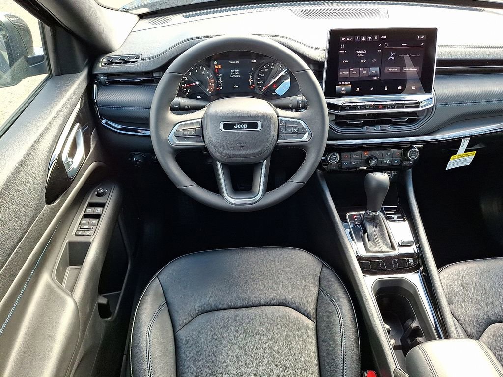 New 2026 Jeep Compass Limited image 2