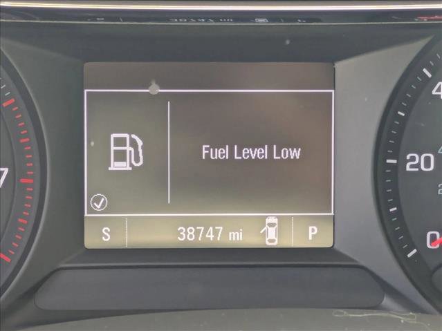 Used 2023 Chevrolet TrailBlazer LT FWD image 11
