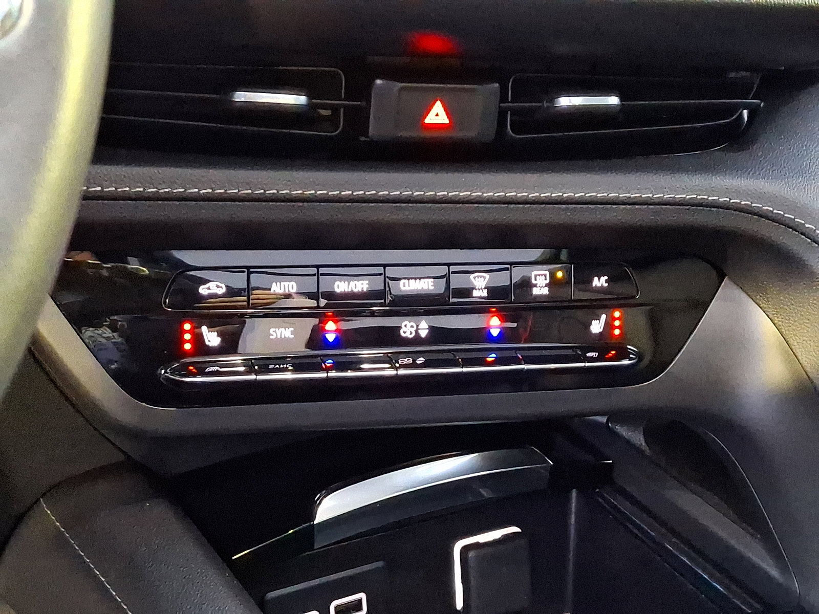 Certified 2023 Buick Envision Essence w/ Sport Touring Package image 16