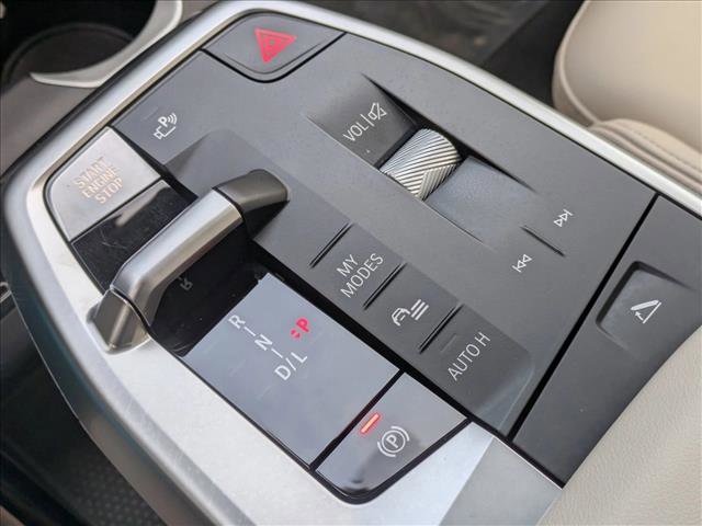 Used 2025 BMW X2 xDrive28i w/ Premium Package image 12