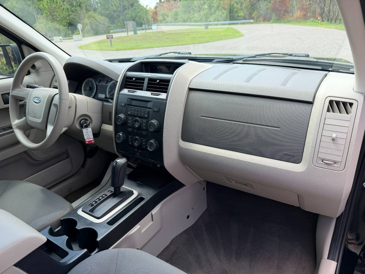 Used 2008 Ford Escape XLS FWD image 24