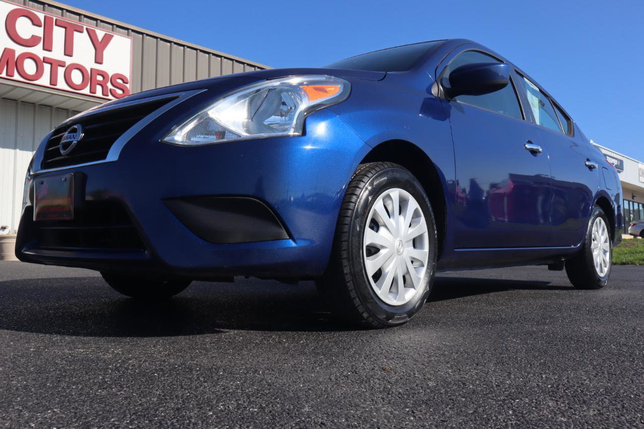 Used 2019 Nissan Versa SV FWD image 16