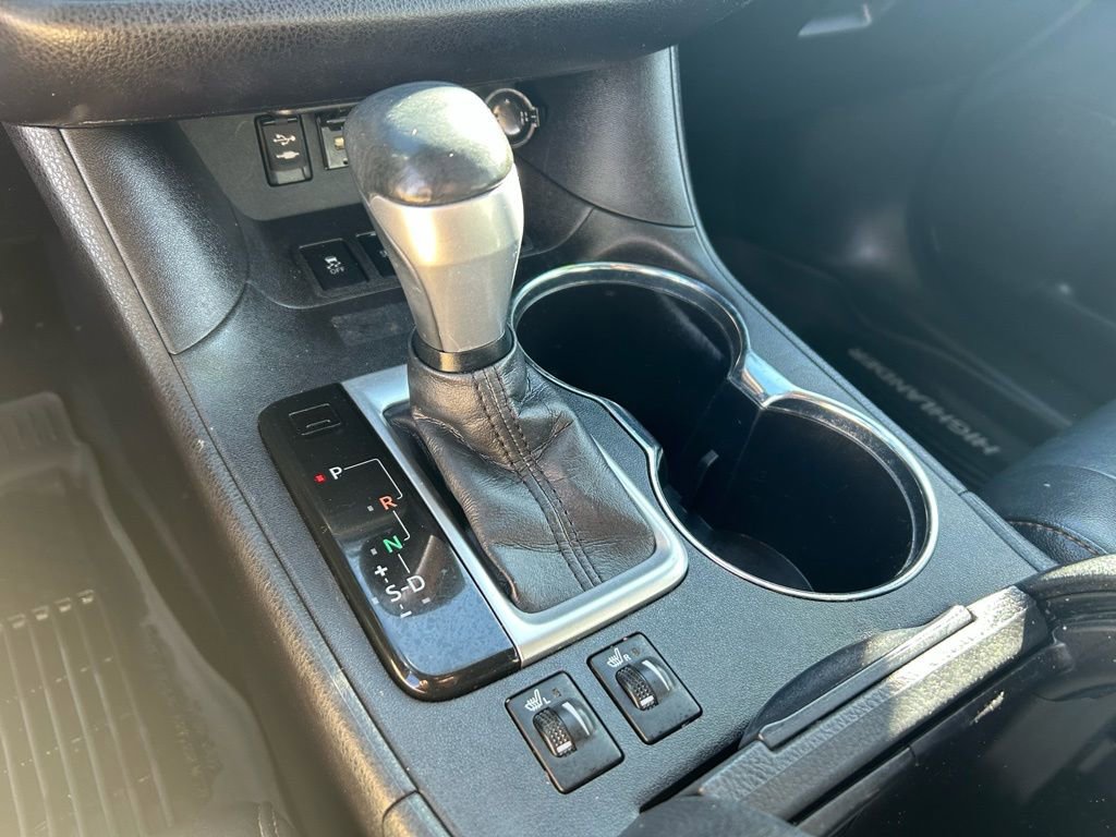 Used 2019 Toyota Highlander XLE image 22