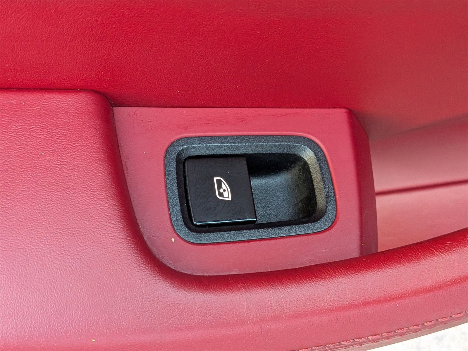 Used 2018 Porsche Panamera image 29