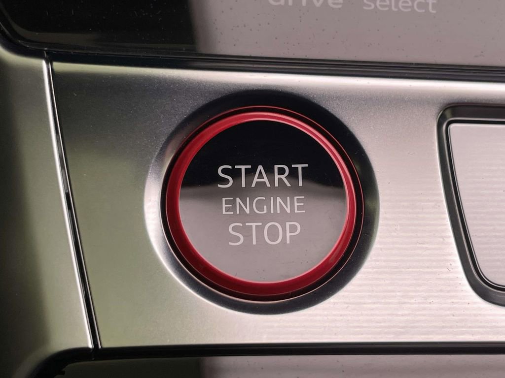 Used 2025 Audi RS 6 performance image 44