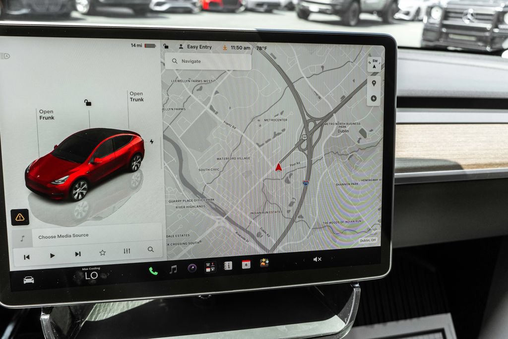 Used 2023 Tesla Model Y Long Range AWD/4WD image 16