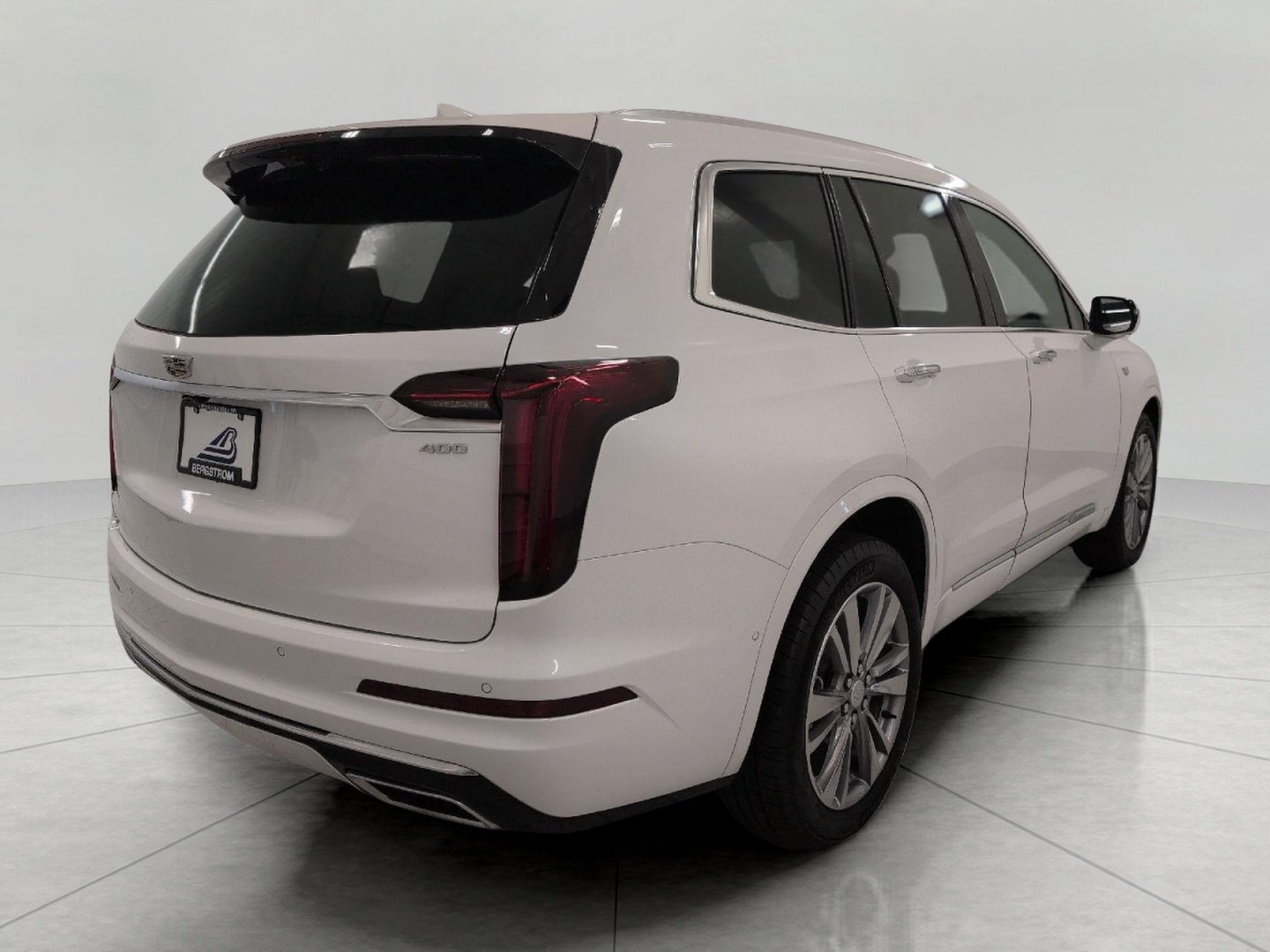 Certified 2025 Cadillac XT6 Premium Luxury w/ Technology Package AWD/4WD image 19