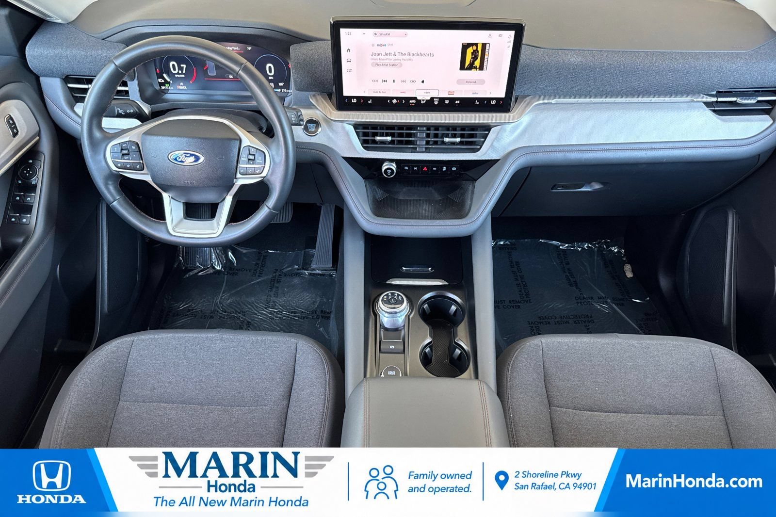 Used 2025 Ford Explorer Active AWD/4WD image 16