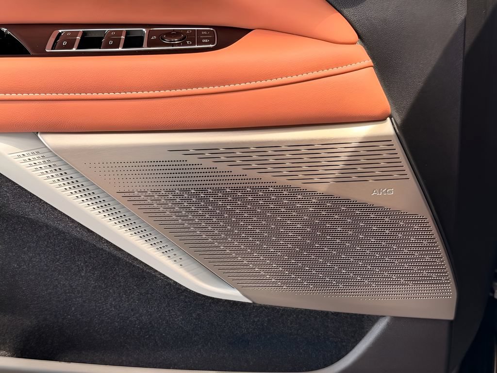 New 2027 Cadillac Optiq Premium Sport w/ LPO, Floor Liner Package AWD/4WD image 21