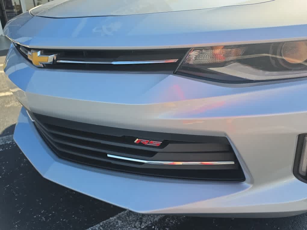 Used 2018 Chevrolet Camaro LT w/ RS Package RWD image 9