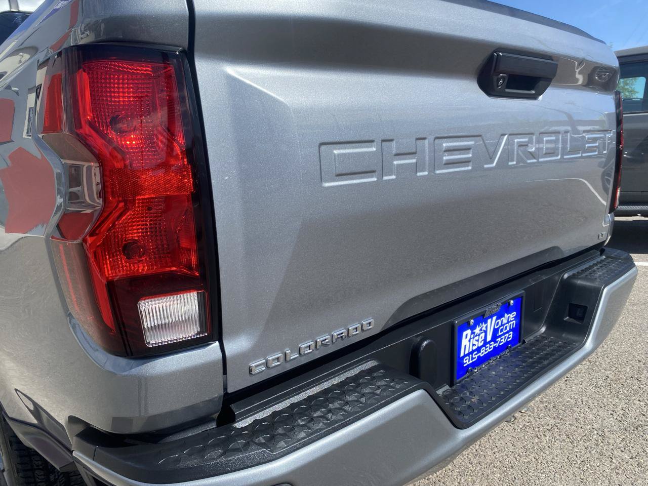 Used 2024 Chevrolet Colorado LT RWD image 10