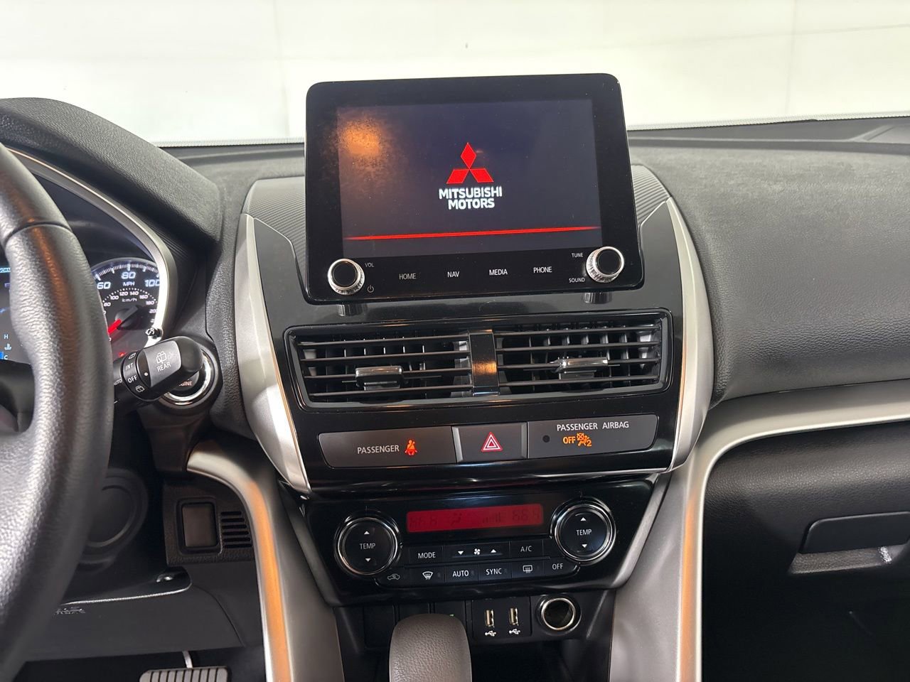 Used 2025 Mitsubishi Eclipse Cross SE AWD/4WD image 13