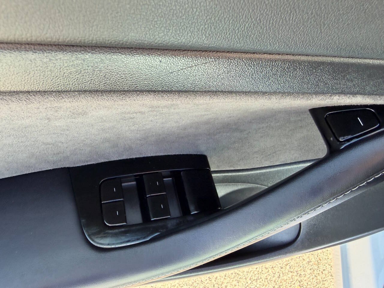 Used 2020 Tesla Model 3 Standard Range Plus RWD image 15
