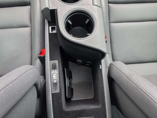 Used 2021 Porsche Taycan RWD image 49