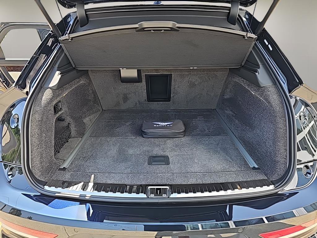 New 2024 Bentley Bentayga Extended Wheelbase AWD/4WD image 35