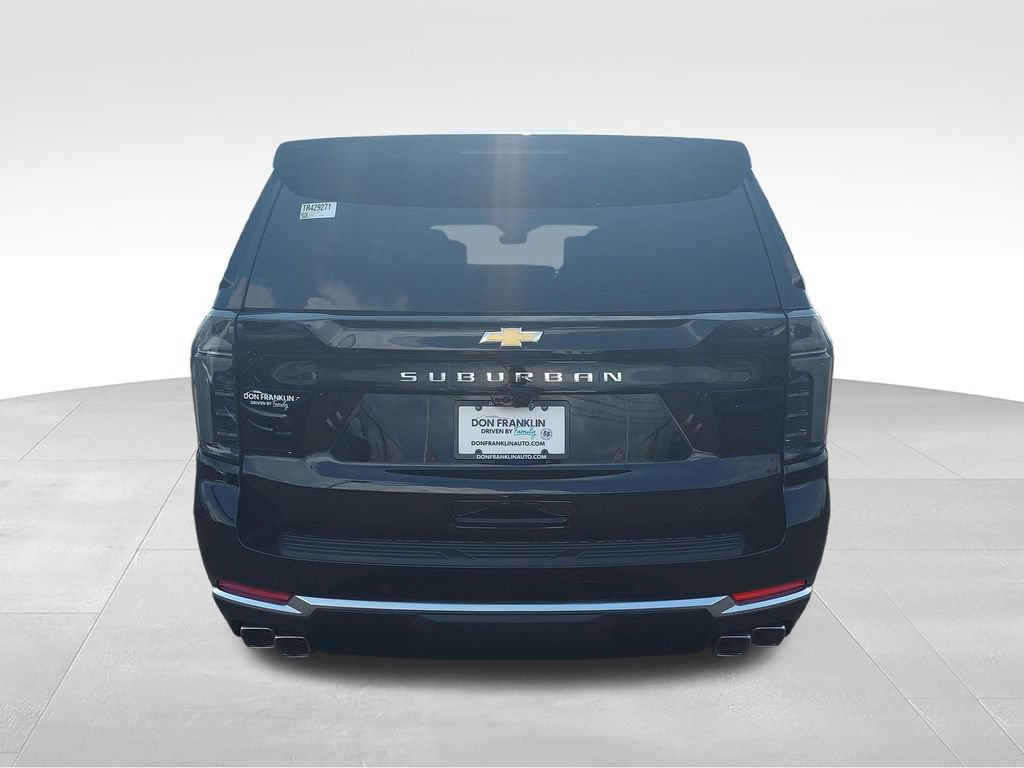 New 2026 Chevrolet Suburban High Country AWD/4WD image 4
