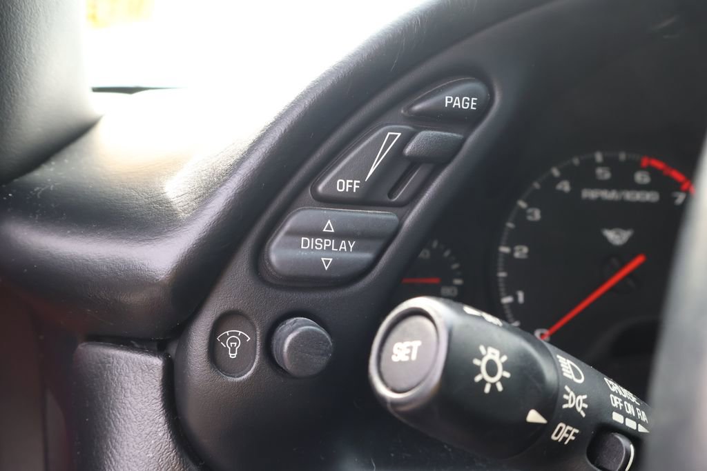 Used 2002 Chevrolet Corvette Coupe w/ Preferred Equipment Group2 image 14