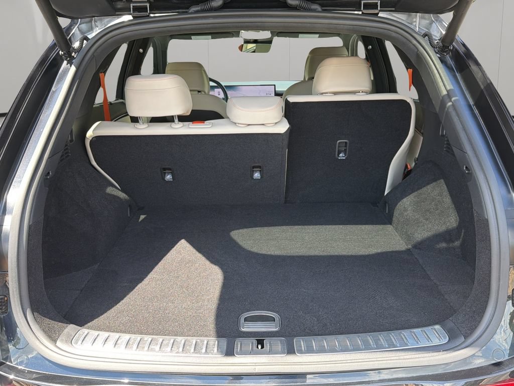 Certified 2026 Genesis GV70 3.5T Sport Prestige AWD/4WD image 14