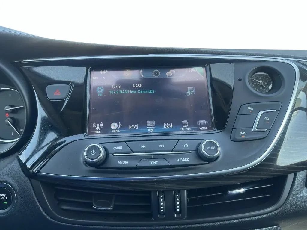 Used 2020 Buick Envision Premium AWD/4WD image 14