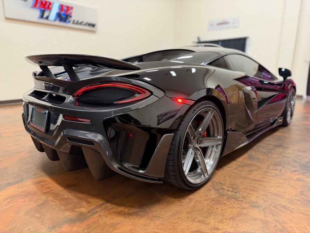 Used 2019 McLaren 600LT RWD image 9